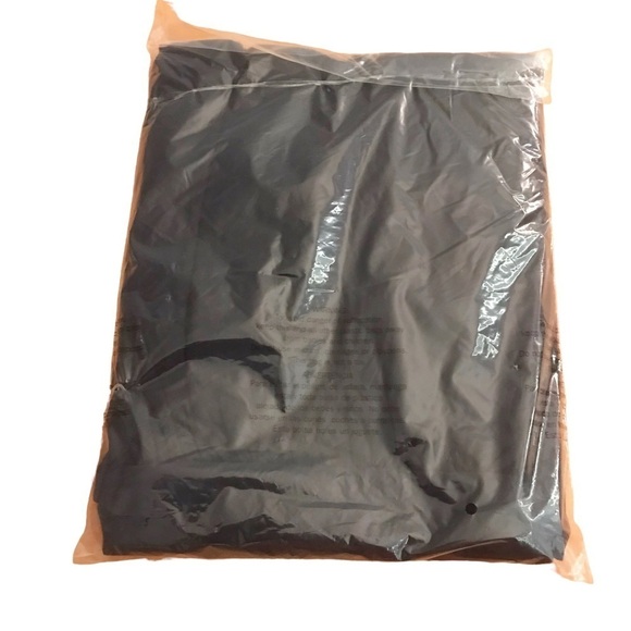 Susana Monaco Open Back Puff Sleeve Romper in Midnight Size S NWT - Picture 4 of 7